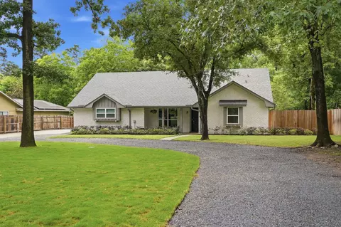 Exterior - 4003 Mossy Oaks Rd E, Spring, TX 77389 photo 1 of 7