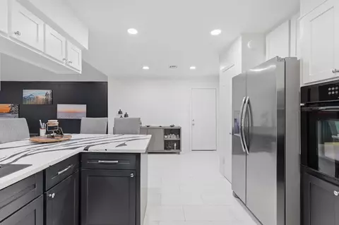 Kitchen - 4003 Mossy Oaks Rd E, Spring, TX 77389 photo 5 of 5