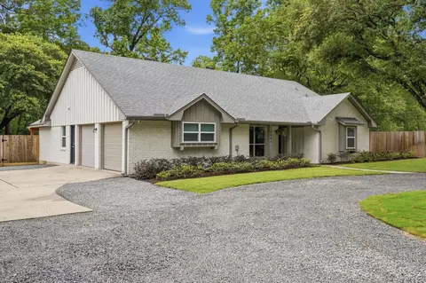 Exterior - 4003 Mossy Oaks Rd E, Spring, TX 77389 photo 3 of 7
