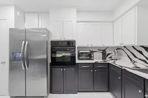 Kitchen - 4003 Mossy Oaks Rd E, Spring, TX 77389 photo 4 of 5