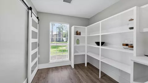 Entry Way - 6310 Hickorycrest Dr, Spring, TX 77389 photo 4 of 5