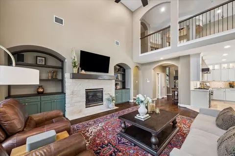 Living - 10102 Kielder Pointe Dr, Spring, TX 77379 photo 5 of 5