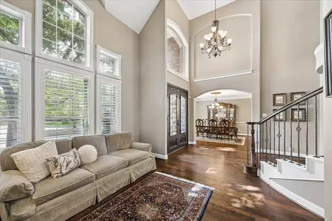 Entry Way - 10102 Kielder Pointe Dr, Spring, TX 77379 photo 3 of 7