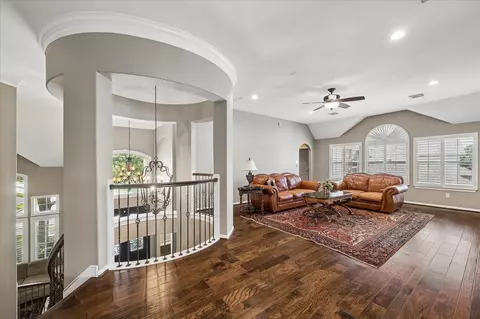 Entry Way - 10102 Kielder Pointe Dr, Spring, TX 77379 photo 6 of 7