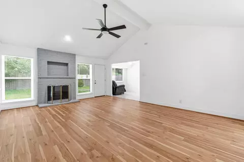 Living - 5323 Mossgrey Ln, Spring, TX 77373 photo 2 of 5