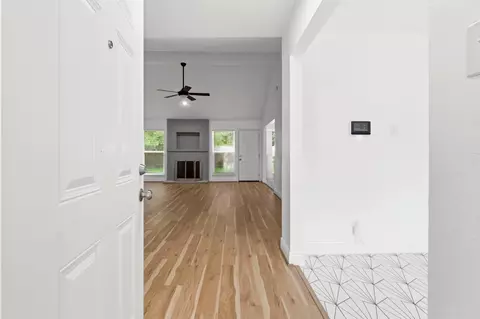 Entry Way - 5323 Mossgrey Ln, Spring, TX 77373 photo 1 of 2