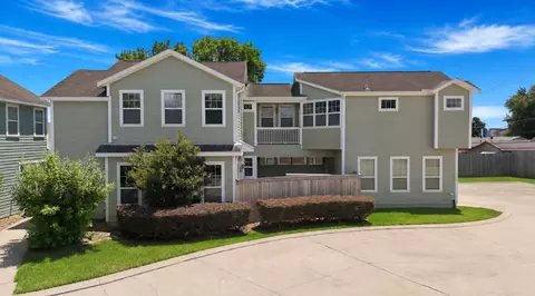 1838 Woodbend Village Ct, Houston, TX 77055