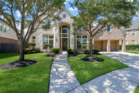 13547 Breakwater Path Loop, Houston, TX 77044 photo 1
