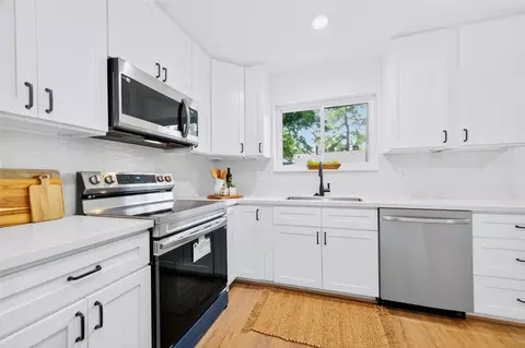 Kitchen - 4302 Hickorygate Dr, Spring, TX 77373 photo 2 of 2