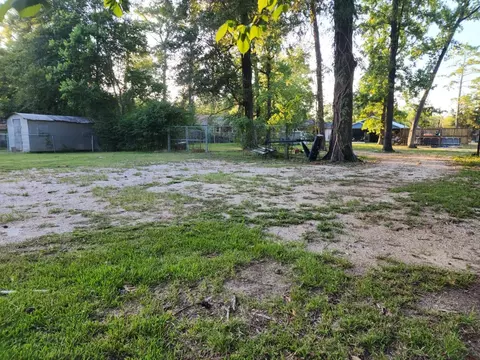 3260 Ledet Rd, Beaumont, TX 77708 photo 5