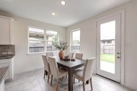 Dining - 22610 Cutter Mill Dr, Spring, TX 77389 photo 2 of 2