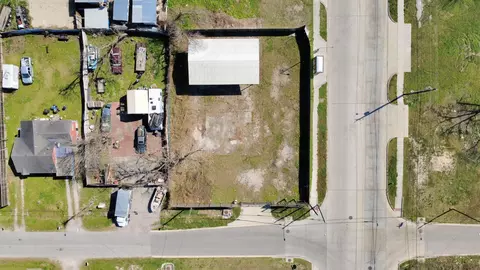 6005 Laura Koppe Rd, Houston, TX 77016