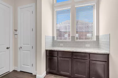 Entry Way - 20707 Stillhaven Rd, Spring, TX 77379 photo 3 of 4