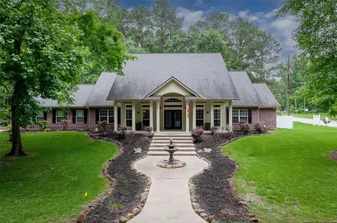 289 Broadmoor Dr, Huntsville, TX 77340