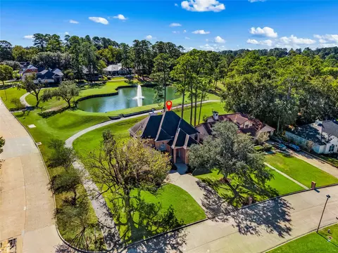 100 April Waters Dr N, Montgomery, TX 77356