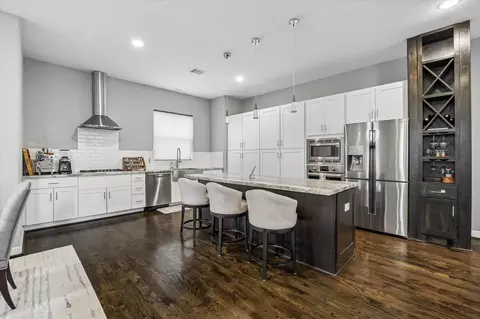 1617 Crockett St, Houston, TX 77007