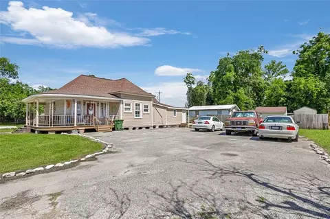 311 Depot St, Dayton, TX 77535