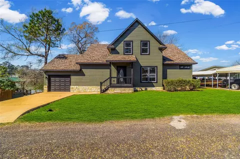 Exterior - 231 N Point Rd, Trinity, TX 75862 photo 2 of 8