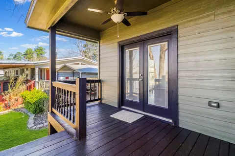 Exterior - 231 N Point Rd, Trinity, TX 75862 photo 5 of 8