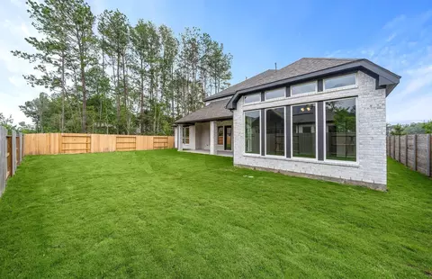 Exterior - 16352 Donen Ave, Conroe, TX 77302 photo 7 of 9