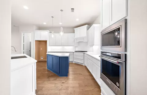 Kitchen - 16352 Donen Ave, Conroe, TX 77302 photo 3 of 5