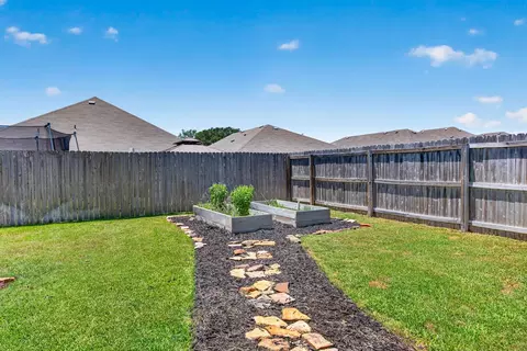 Exterior - 1933 Cartwright St, Bryan, TX 77807 photo 6 of 8