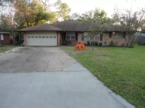 3302 Knoll St, Houston, TX 77080