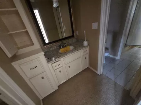 Bath - 5304 Mountain Grove Ct, Spring, TX 77379 photo 2 of 3