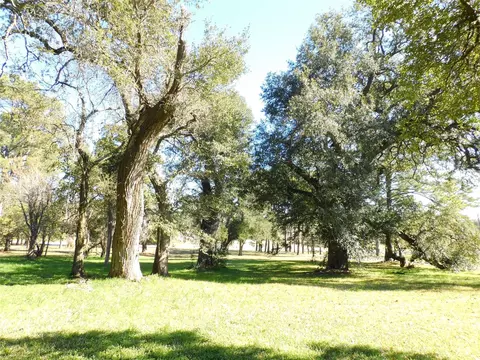 2408 Gun And Rod Rd, Brenham, TX 77833
