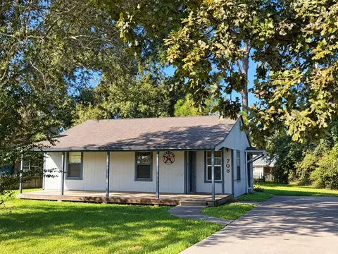708 S Gray Ave, West Columbia, TX 77486