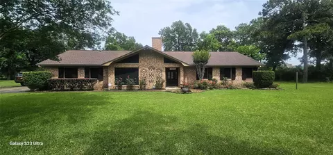104 Shady Ln, Liberty, TX 77575