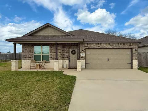 13051 Clearview Dr, Willis, TX 77318 photo 1