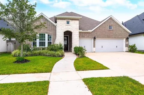 1912 Silver Point Ct, Friendswood, TX 77546