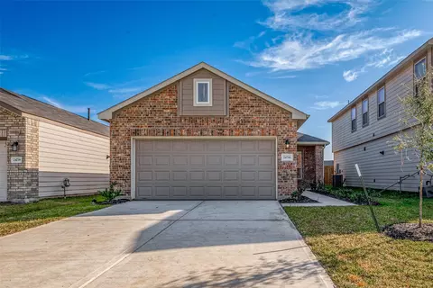 206 Colonnade Reflection Dr, Crosby, TX 77532