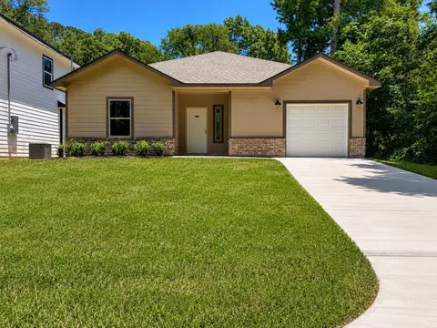 15854 Aspen Dr, Montgomery, TX 77356