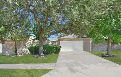 7415 San Simeon Dr, Houston, TX 77083