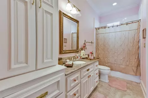 Bath - 345 Mccove, Onalaska, TX 77360 photo 1 of 9