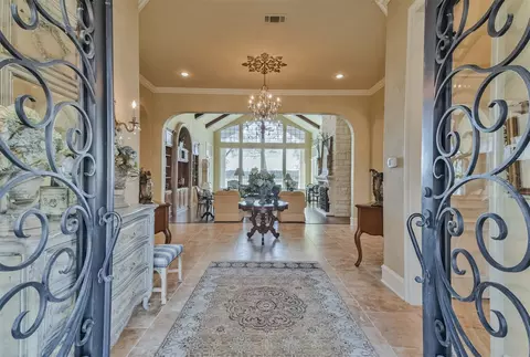 Entry Way - 345 Mccove, Onalaska, TX 77360 photo 1 of 3