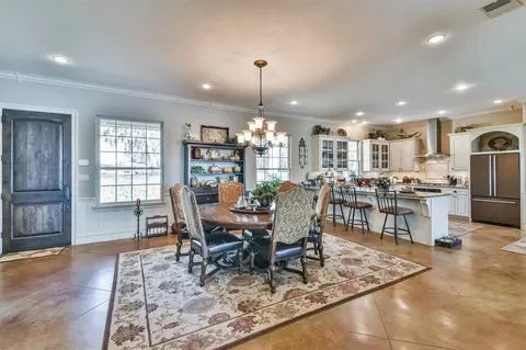 Dining - 345 Mccove, Onalaska, TX 77360 photo 1 of 2