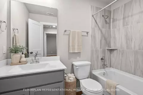 Bath - 682 Falling Cave Dr, Willis, TX 77378 photo 3 of 5