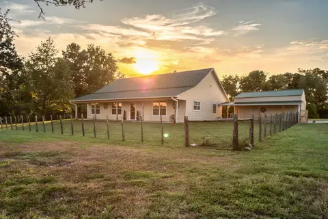 307 Fm 980 Rd, Huntsville, TX 77320