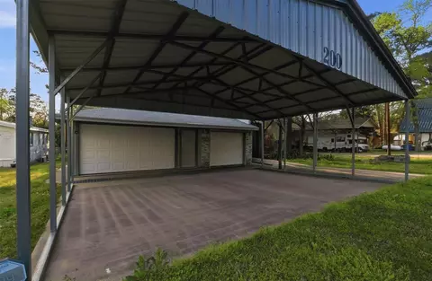Exterior - 200 Cove View Dr, Trinity, TX 75862 photo 10 of 10
