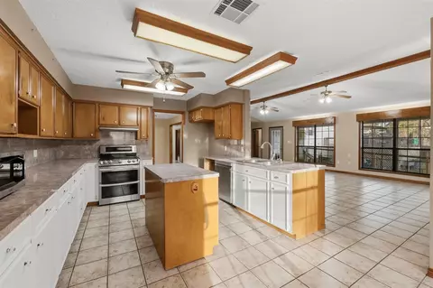 Kitchen - 200 Cove View Dr, Trinity, TX 75862 photo 2 of 2