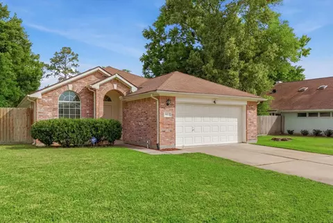 16018 Spinnaker Dr, Crosby, TX 77532