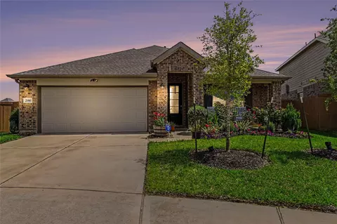2916 Eden Lake Ln, Katy, TX 77493
