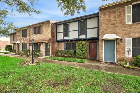 5218 Milwee St #6, Houston, TX 77092