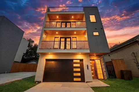9014 Ferdinand St, Houston, TX 77051