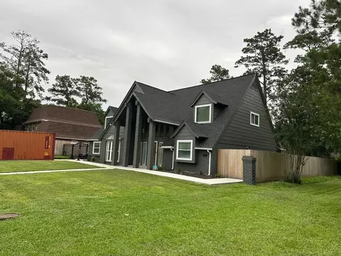 17922 Rolling Creek Dr, Houston, TX 77090