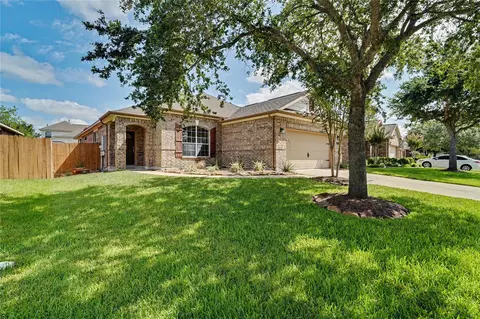 2886 Milano Ln, League City, TX 77573