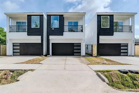 930 Mansfield St, Houston, TX 77091